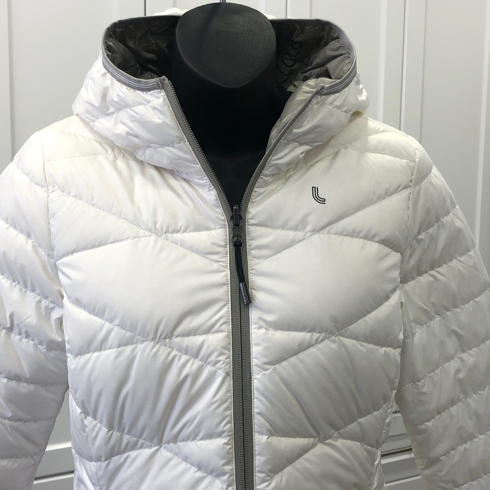 Lolë Reversible Gray/White Puffer Jacket with Hood – Woman's – XS - Picture 3 of 16